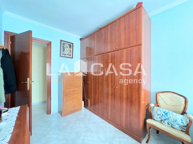 Foto c4ba5b94-6262-4359-83e4-d1b119a3a307. Appartement dans Llefià Badalona