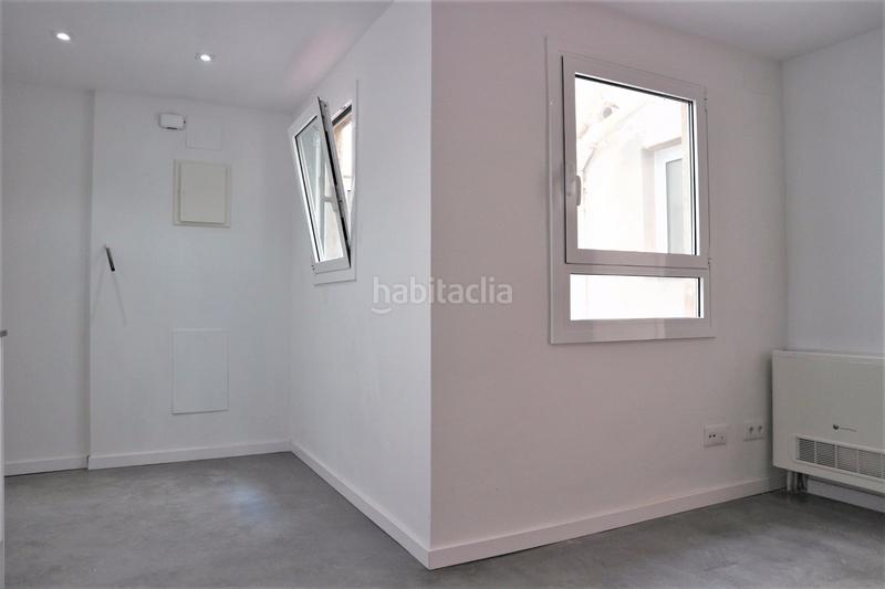 Foto 00afb7f0-b38e-4f73-a337-f8734b539b70. Etagenwohnung mit heizung in Raval Barcelona