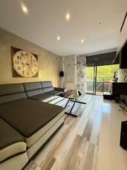 Appartamento in Puigfred. Piso carrer del torrent den grau, badalona .     rafael625166673