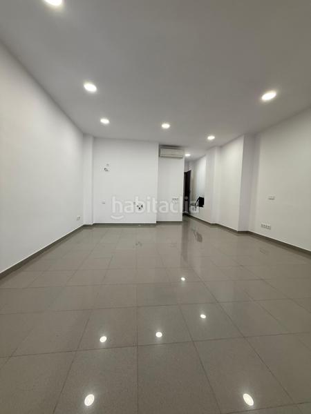 Foto c8389ebb-e1b6-4985-86a5-d678de27a7a8. Locale commerciale in Lloreda Badalona