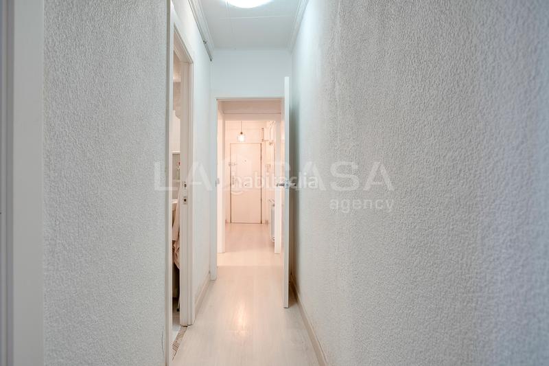 Foto 55ce6d54-21f8-4104-a690-b0292464cad1. Piso whatsapp franco 655514326 en Sant Ildefons Cornellà de Llobregat