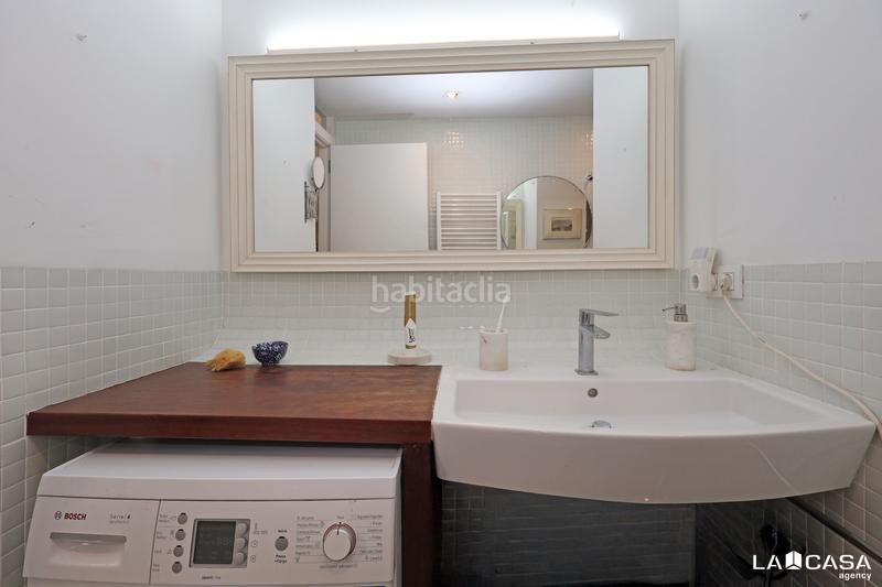 Foto 1edd7f59-0b62-4e88-929e-2a3800900bb2. Duplex with heating in El Poble Sec - Parc de Montjuïc Barcelona