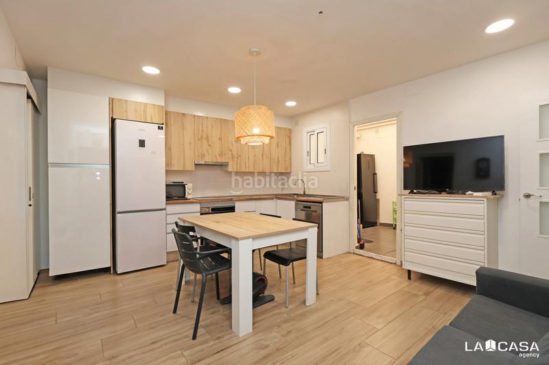 Foto 45d7a00d-ea0c-48e5-8d99-b2714871b943. Flat in El Poble Sec - Parc de Montjuïc Barcelona