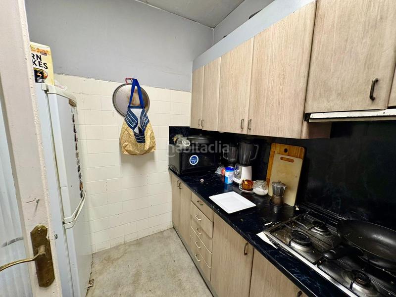 Foto b7f54f8e-8388-42d7-b387-9a7c06bc447a. Etagenwohnung in Sants Barcelona