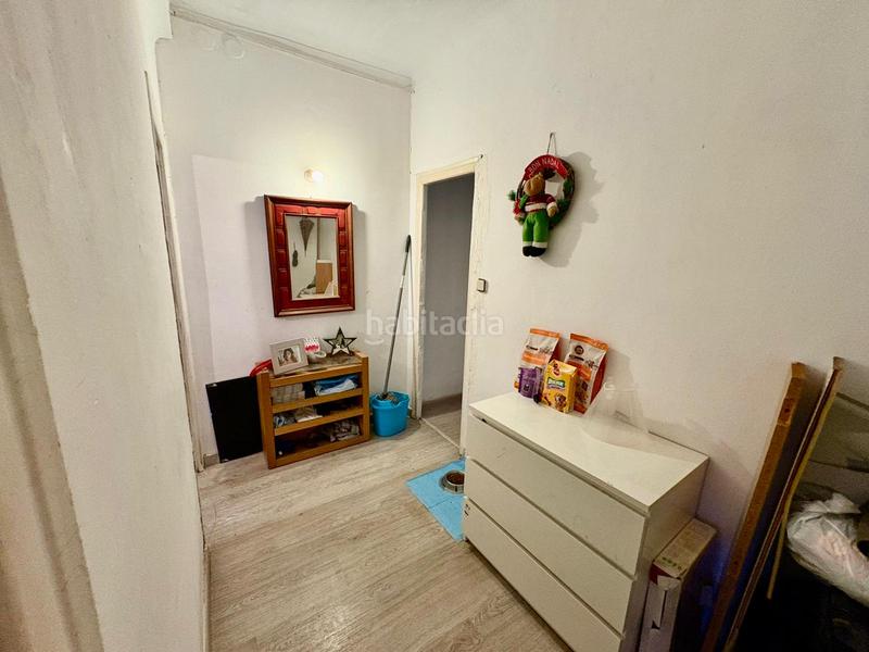 Foto c7e067ca-72df-4b64-afcc-3d16f2bd58a8. Etagenwohnung in Sants Barcelona