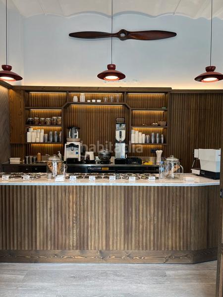 Foto f463786b-1f81-42a5-87c5-9ea672079a6a. Local commercial dans El Poble Sec - Parc de Montjuïc Barcelona