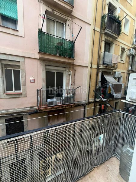 Foto 1a575bd9-ca99-49e2-8356-06bc2001d7d4. Pis amb calefacció a Raval Barcelona