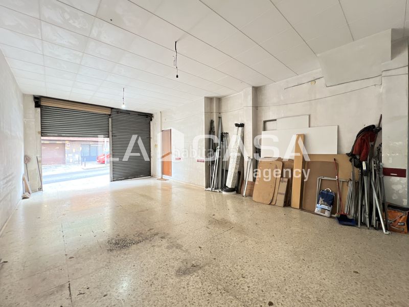Foto 46f85289-cfd5-4259-9279-67c7f3236bf2. Local comercial a Fondo Santa Coloma de Gramenet