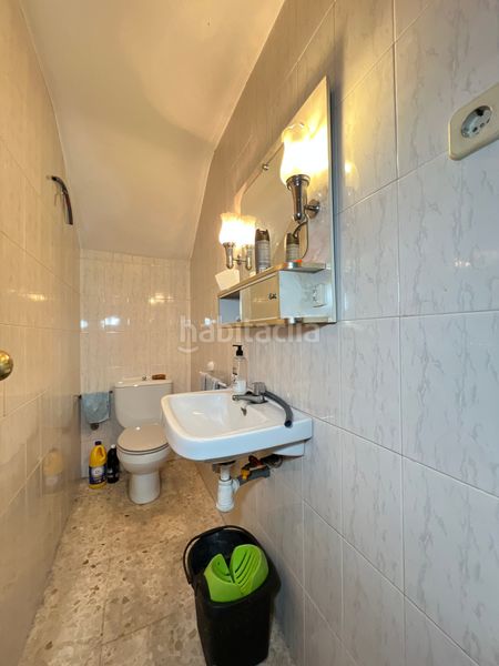 Foto afbcba2c-8032-4329-aaf7-f1df3d4dbf28. Local comercial a Fondo Santa Coloma de Gramenet