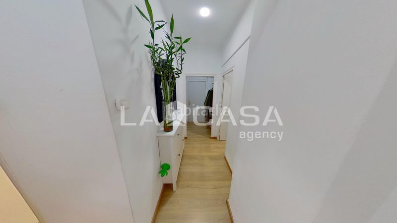 Foto 63d2436f-c9e9-4952-96a9-e09776a72820. Pis a Sant Martí de Provençals Barcelona