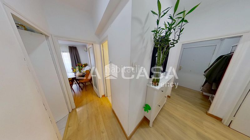 Foto b5a2c474-47f7-4c6a-b94d-658e7da73ca7. Pis a Sant Martí de Provençals Barcelona