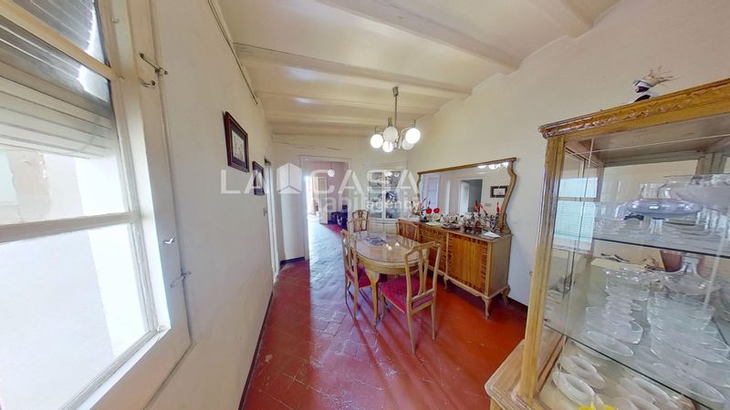 Foto f97776d4-f9dc-4a50-aa68-80b3fa7540f7. Àtic a Raval Barcelona