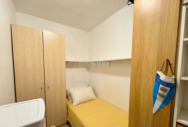 Foto df82c995-2680-4892-912d-0c10a4c98cf7. Pis a Barri de les Corts Barcelona