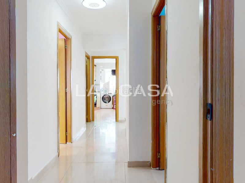 Foto 69ebeefe-5473-4d4a-af79-d9f5582e56b0. Piso descubre tu nuevo hogar! este encantador piso de 80 m2 en Alfafar