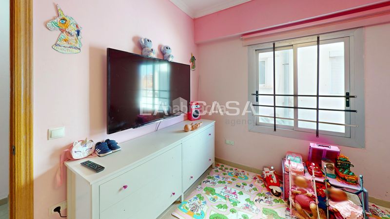 Foto 72f6ac6d-8b65-4bf5-a476-0053ebd4676a. Piso descubre tu nuevo hogar! este encantador piso de 80 m2 en Alfafar