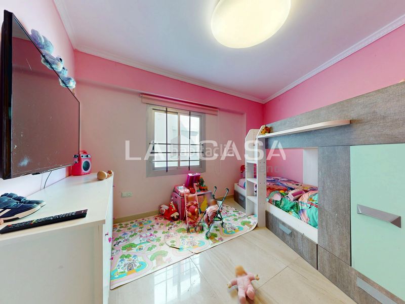 Foto d50b437a-a549-49e8-b0bf-6e7af7059dc0. Piso descubre tu nuevo hogar! este encantador piso de 80 m2 en Alfafar