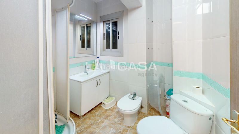 Foto fe138623-b1b9-4d12-9270-fcecb890c93c. Piso descubre tu nuevo hogar! este encantador piso de 80 m2 en Alfafar