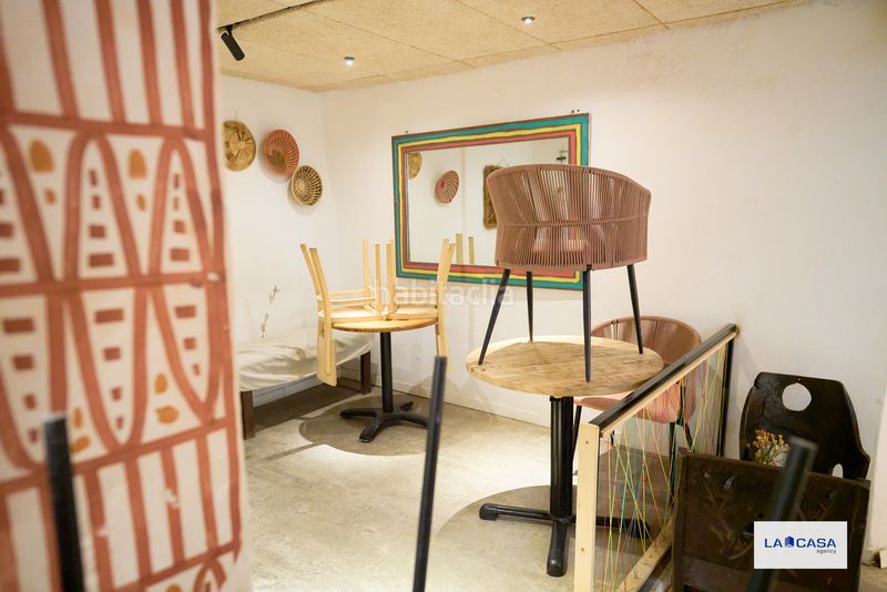 Foto 5ec7952a-dbf2-40c0-8a21-0ce8efc07e0d. Local comercial a St. Pere - Sta. Caterina - El Born Barcelona