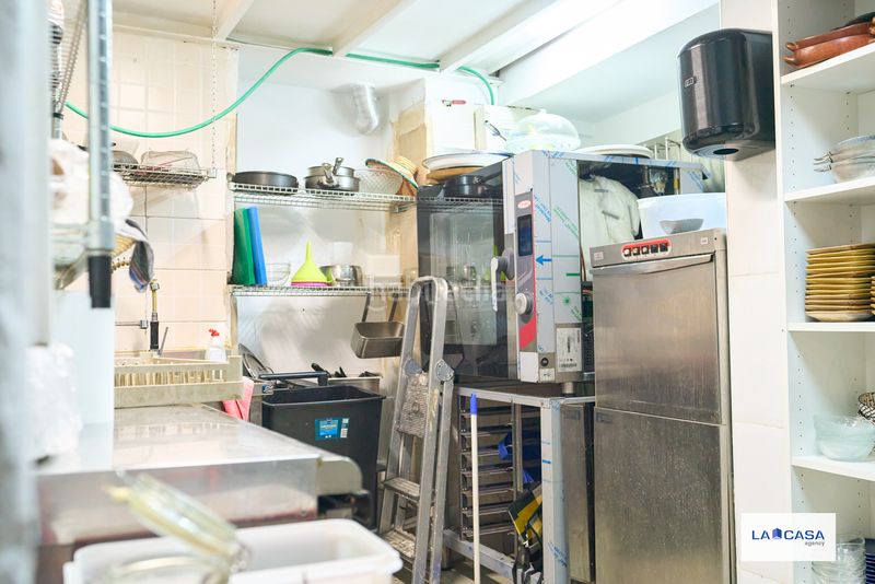 Foto c2d2d0fe-e85d-45e4-95be-dae9dcbe3aef. Local comercial a St. Pere - Sta. Caterina - El Born Barcelona