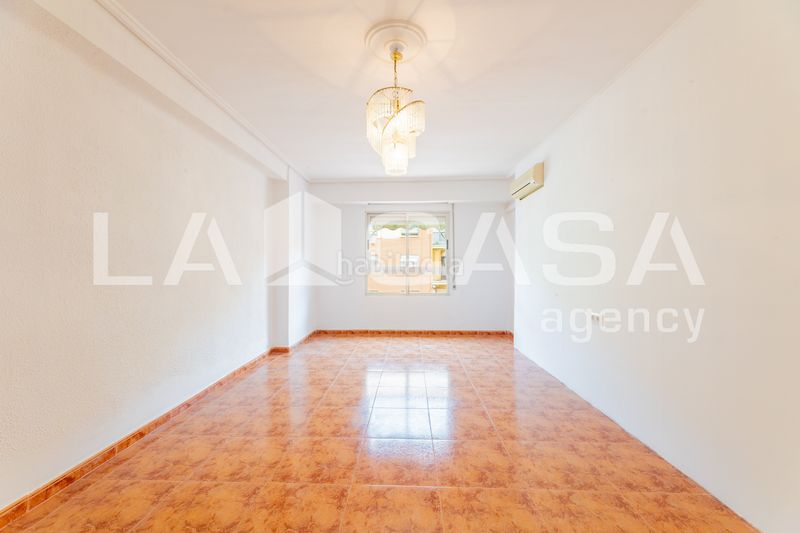 Foto 66641bc9-d66b-444a-8f5d-b640827a9c6b. Pis a L´Amistat Valencia