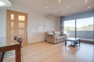 Doppelhaus in Montornès del Vallès. Contactame por whatsapp pamela 692168147