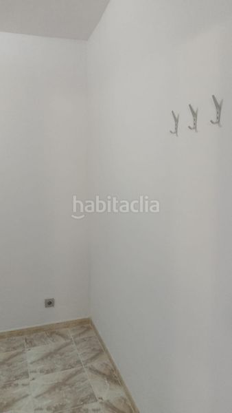 Foto 34652db0-89b8-42dc-94f5-d88f39f9d85a. Pis a Sants Barcelona