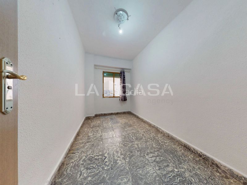 Foto b6f0eb25-cb32-4135-a31b-c00ce6547fcc. Pis a La Creu del Grau Valencia