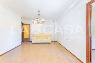 Etagenwohnung in Barrio de Benimaclet. Descubre tu hogar perfecto en benimaclet!