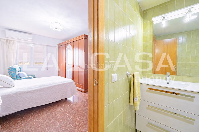 Foto ee9ab959-c831-44d6-aa36-71765dbe7e3e. Pis amb calefacció a Sant Isidre Valencia