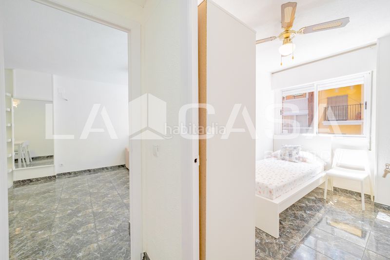 Foto fabbec54-b857-44a0-afdd-50b32c729e86. Pis amb aparcament a El Grau Valencia