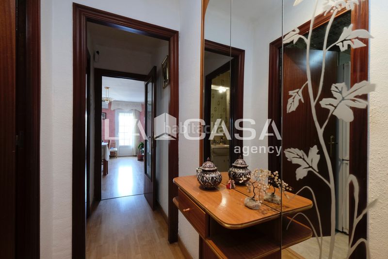 Foto b2b946cd-4a72-4463-a445-ea005952e341. Pis a La Guineueta Barcelona