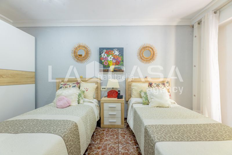 Foto 0e83caee-ee80-4f9a-8c76-b5b3aed73d86. Pis a L´Illa Perduda Valencia