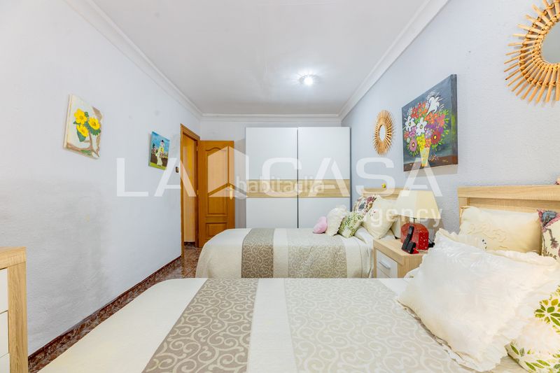 Foto d847d886-0e26-48d8-9e48-ff12ae687299. Pis a L´Illa Perduda Valencia