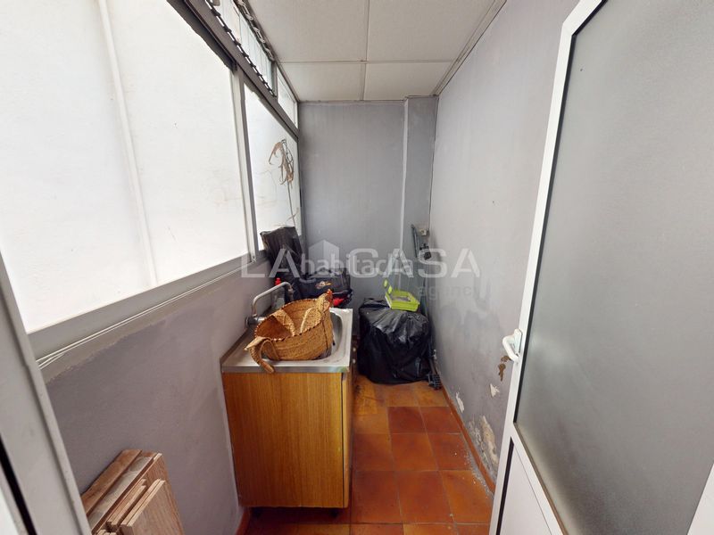 Foto 7f53bd93-e740-428a-93c9-6ee6f682eb01. Planta baixa a Torrefiel Valencia