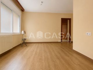 Pis a Can Mariner. Piso carrer de camprodon, santa coloma de gramenet .    rafael62