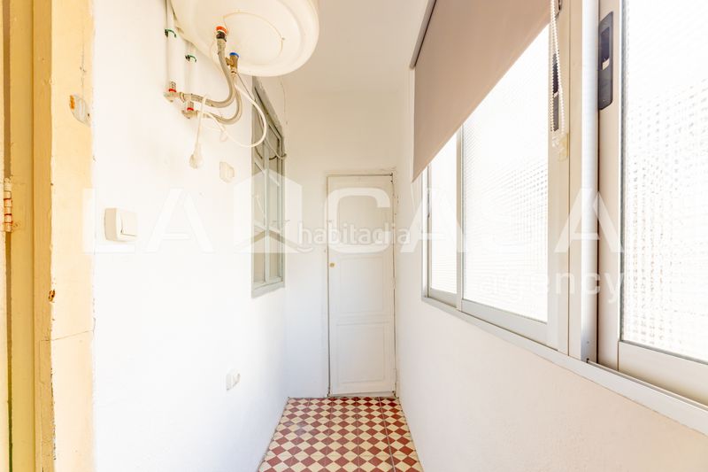 Foto b3cf8103-6a4d-4c48-9bab-9fc7c34984f5. Pis a El Botànic Valencia