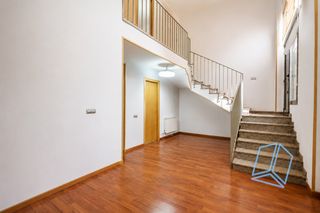 Dúplex a Centre-Estació. Contáctame por whatsappazul 692168147