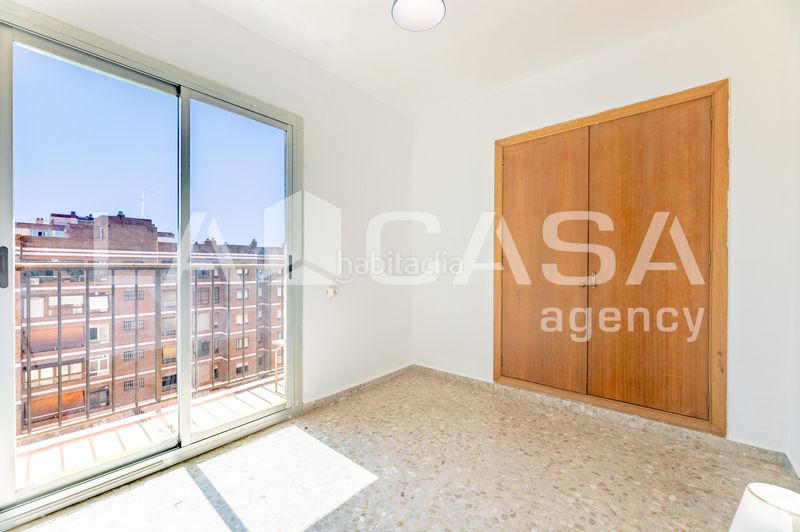 Foto 4e229ac8-a192-4379-9725-9dd8bca928f0. Pis a L´Amistat Valencia