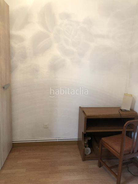 Foto 4d4fa8ee-fdcf-41ee-a7c8-461a6f3d1639. Pis a Sants-Badal Barcelona