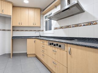 Appartement à Baix Guinardó. Whatsapp rafael 625 166673