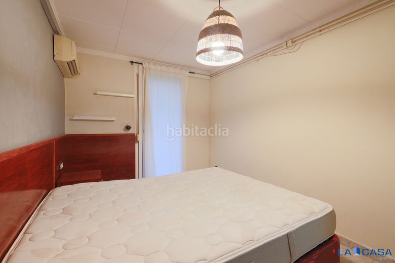 Foto d29e75c2-f27e-4d6b-bf74-93529ac59511. Pis a Hostafrancs Barcelona