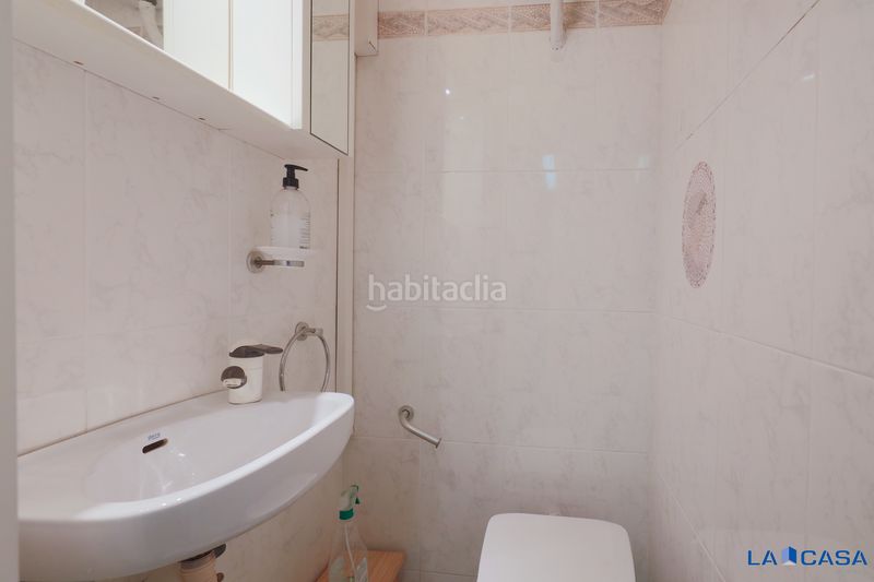 Foto f22f7ad5-a7fe-45d8-a933-9485eaf33a0e. Pis a Hostafrancs Barcelona