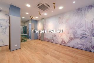 Business premise in Centre. Local comercial en venta en el centro de sant just desvern