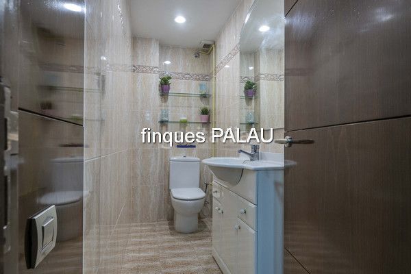 Foto a687e545-c0e3-44d0-9dab-5ddaf39b86ae. Local comercial a Sant Ramon - Maternitat Barcelona