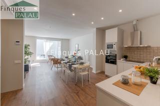 Flat in Centre. Exclusiva vivienda con terraza en el centro de sant just desvern