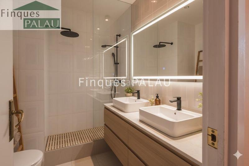 Foto 5f8c7e8c-fe0d-4c41-843d-87901b57ecd2. Casa  unifamiliar en venta en el centro en Centre Sant Just Desvern