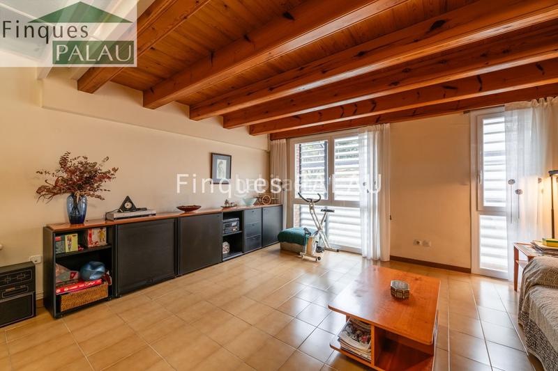 Foto 94f663a9-ff1f-4854-8807-17465e3326d1. Casa  unifamiliar en venta en el centro en Centre Sant Just Desvern