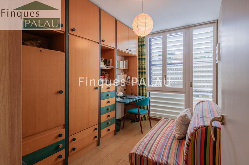 Foto a4914f4d-6edd-4db8-b499-8b0501617848. Casa  unifamiliar en venta en el centro en Centre Sant Just Desvern