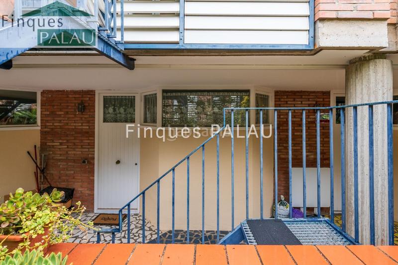 Foto e85b0cc0-8230-44ab-b2b9-7696b000c86f. Casa  unifamiliar en venta en el centro en Centre Sant Just Desvern