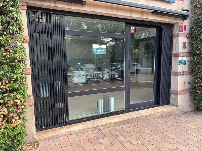 Foto ccd4c555-51e9-4bcb-9782-fb463c415c92. Alquiler local comercial en Centre Sant Just Desvern